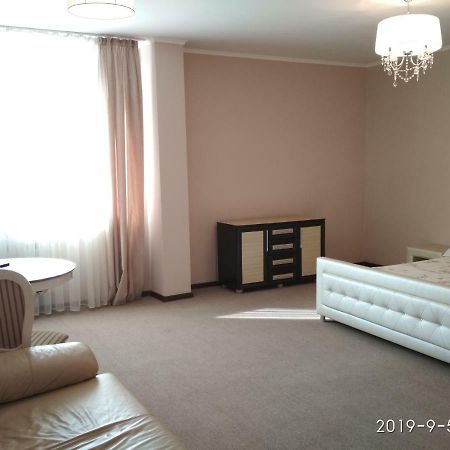 Hotel Olgas Хлибокай Екстериор снимка
