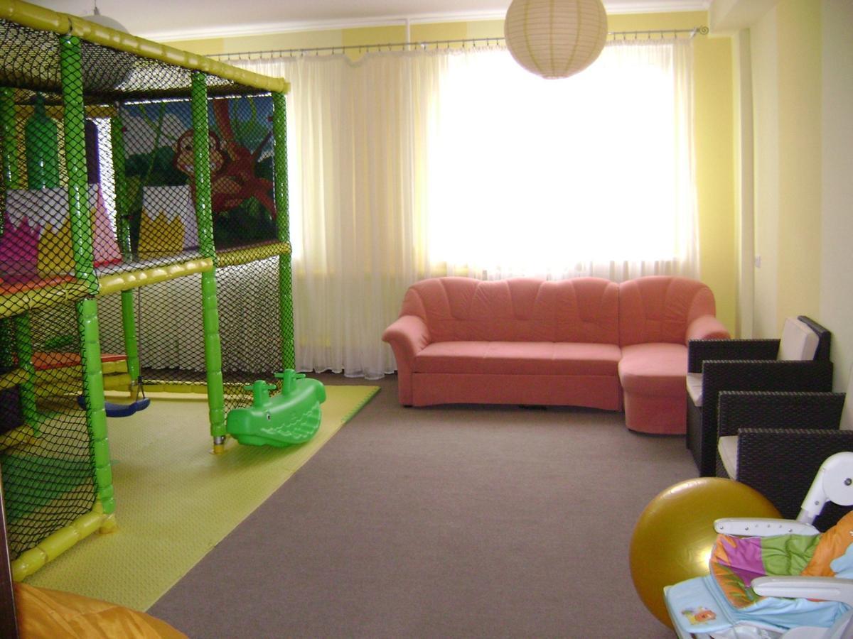 Hotel Olgas Хлибокай Екстериор снимка
