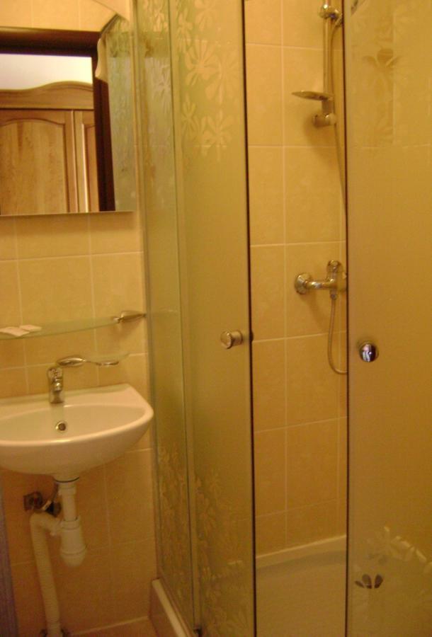 Hotel Olgas Хлибокай Екстериор снимка