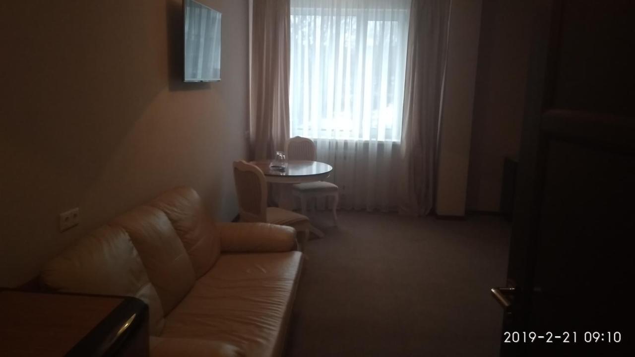 Hotel Olgas Хлибокай Екстериор снимка